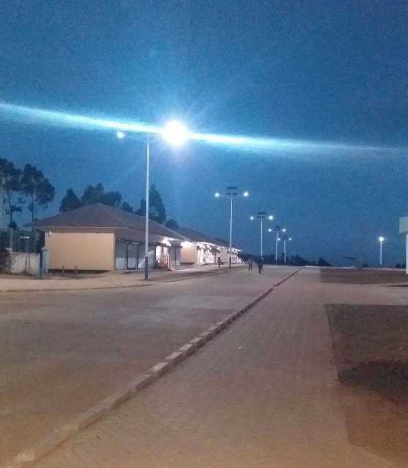 榆林市非洲科特迪瓦太阳能路灯工程
